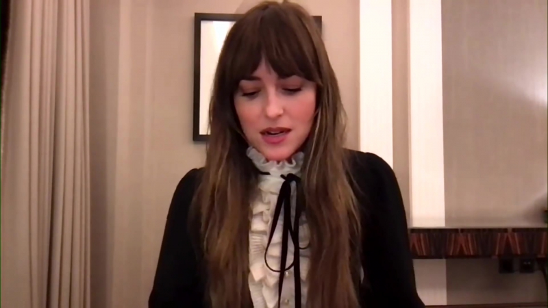 Dakota_Johnson_545.jpg