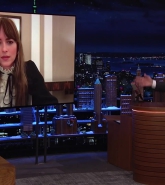 Dakota_Johnson_490.jpg