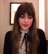 Dakota_Johnson_550.jpg
