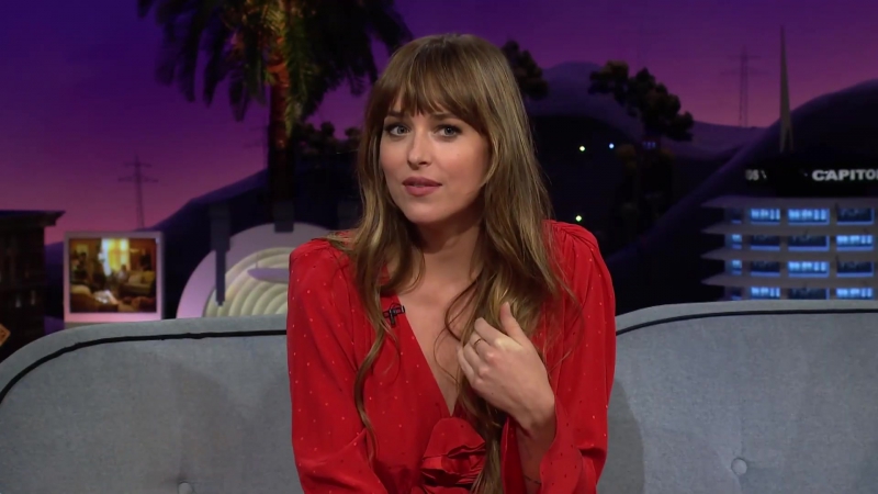 Dakota_Johnson_s_Mom_Has_to_Chill_w__the_Photos_073.jpg