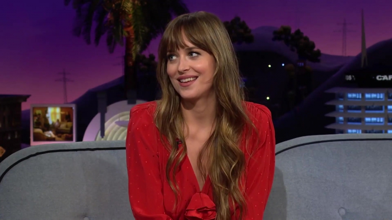 Dakota_Johnson_s_Mom_Has_to_Chill_w__the_Photos_630.jpg