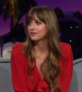 Dakota_Johnson_s_Mom_Has_to_Chill_w__the_Photos_623.jpg